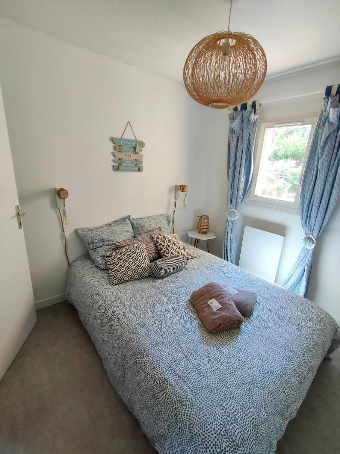 Appartement Avec Terrasse Vue Mer, Proximite Plage, Place Parking Sanary-sur-Mer Exteriör bild