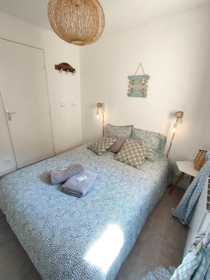 Appartement Avec Terrasse Vue Mer, Proximite Plage, Place Parking Sanary-sur-Mer Exteriör bild